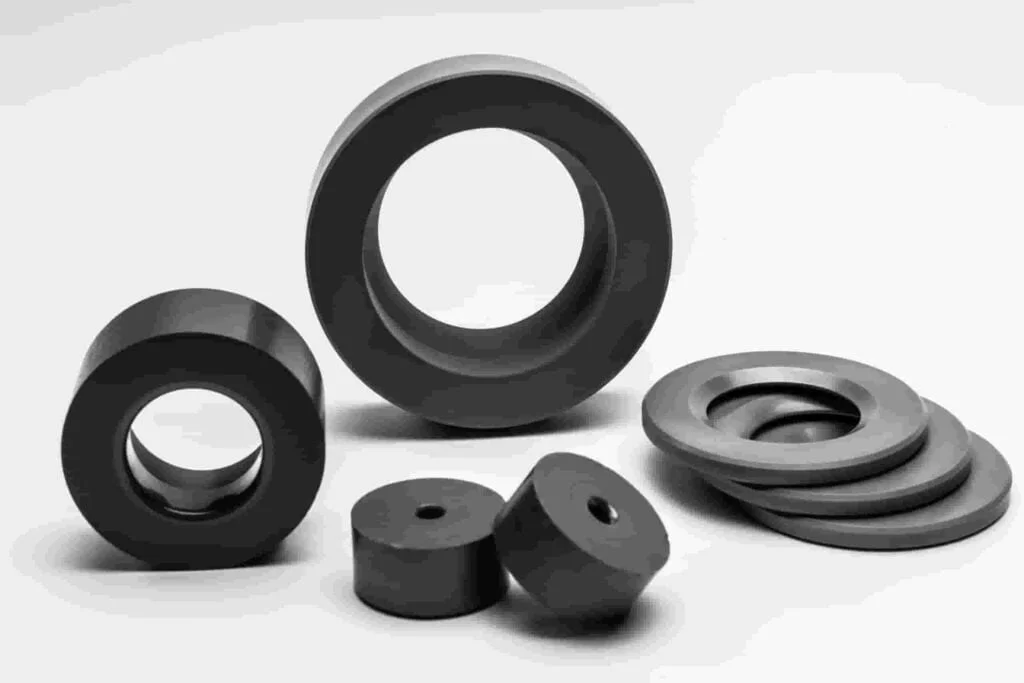 Sứ Cách Điện Nền Tảng Vật Liệu Quan Trọng Trong Công Nghiệp Điện Tử 3 Sứ Silicon Carbide: