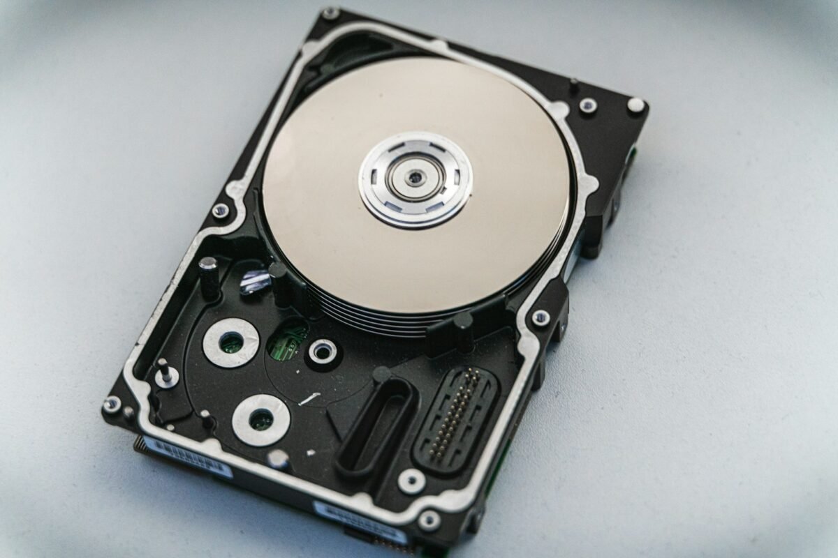 Sử dụng thiết bị lưu trữ ngoài kết hợp với tăng dung lượng Google Drive vĩnh viễn