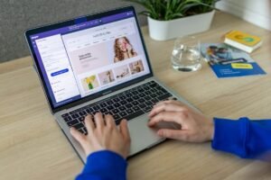 Hướng dẫn các bước tạo website bán hàng miễn phí cho người mới bắt đầu